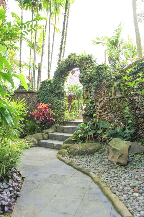 Kubu Sari Ubud Exteriör bild